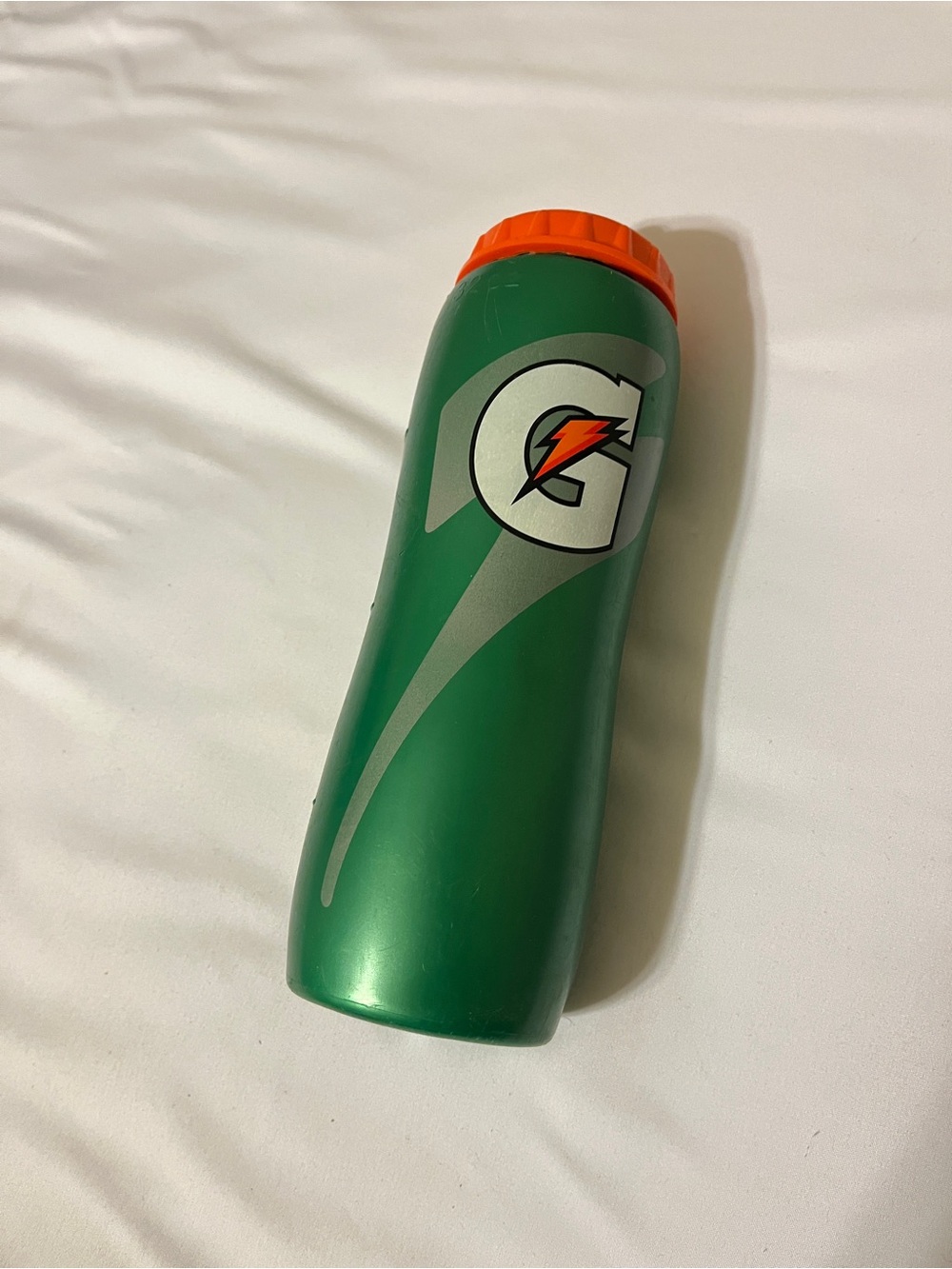 Gatorade Squeeze Water Bottle Green Orange Cap 32 oz 10"